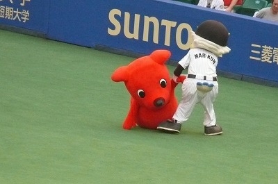 マーフィーも癒され♪_b0166128_1071152.jpg
