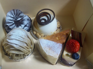 ■PATISSERIE SALUT■_c0179348_225414100.jpg