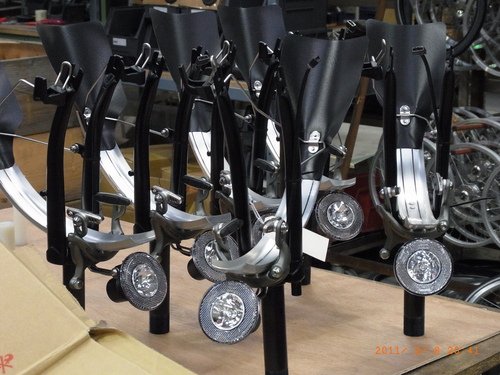 TheBROMPTON ロンドン研修ツアー2011 その2_d0197762_942655.jpg