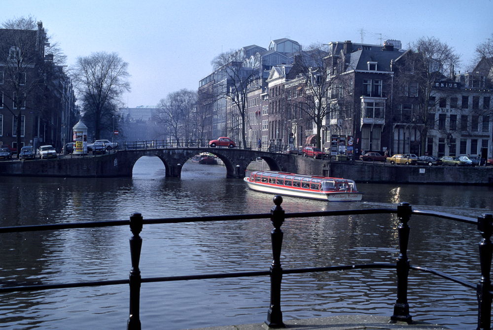 a0179592_2355890.jpg