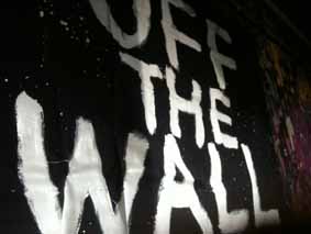 noodles presents“OFF THE WALL in OSAKA”11.2.12_d0131511_2101277.jpg