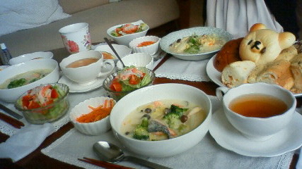 e0200516_12465.jpg