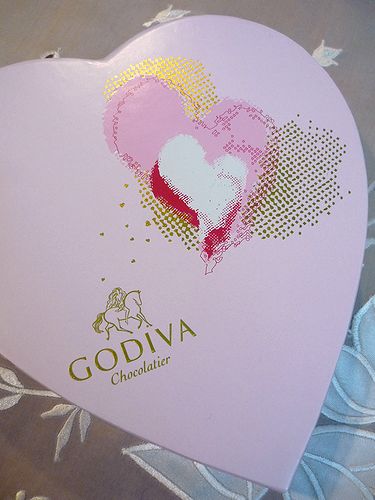 Godiva　ゴディバのチョコレート＆Marys メリーチョコレート。。。pinkなHeart＠thank you*。☆.。† ♡ﾟ_a0053662_19323972.jpg