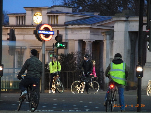 TheBROMPTON ロンドン研修ツアー2011 その5_d0197762_1649522.jpg
