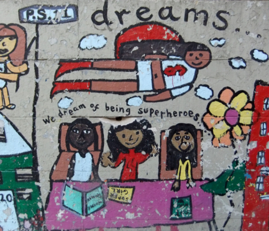 ニューヨークの小学校の壁に描かれた大きな壁画_b0007805_11132150.jpg