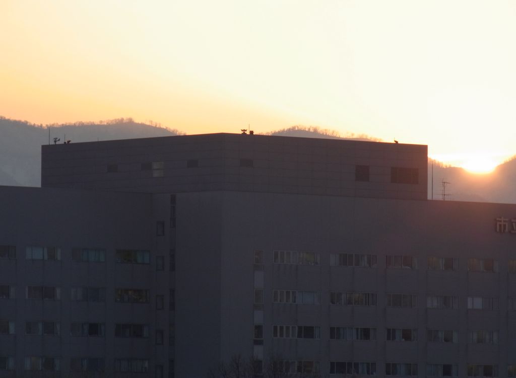 太陽はどんどん北へ_c0025115_20453485.jpg