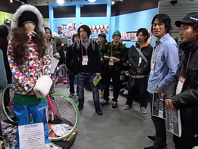 インタースタイル!_c0151965_0444550.jpg