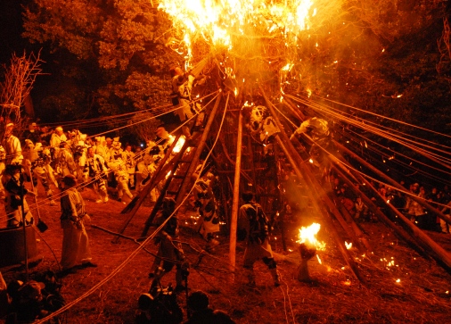 趣味の写真・・・・鳥羽の火祭り　　幡豆町_b0105374_721569.jpg