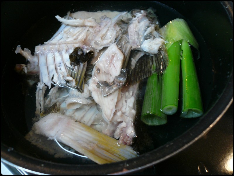 ヒラメの皮の煮こごり 魚と野菜と私と和ノ香