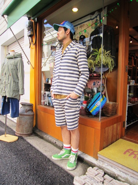 Westwood Outfitters \"1枚で2度嬉しいアイテム\"_f0191324_104455.jpg