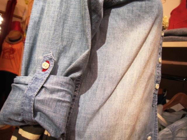 Westwood Outfitters \"1枚で2度嬉しいアイテム\"_f0191324_14569.jpg
