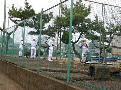 東都大学巡り・・・駒澤大編“凶暴?重鎮コマ”_b0166128_1622365.jpg