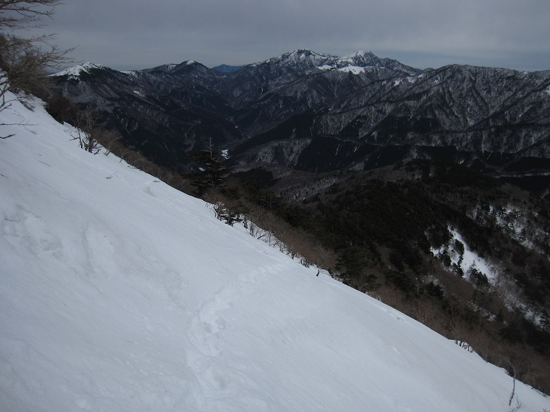 三嶺　大雪　大岩の所で撤退_b0124306_0203457.jpg