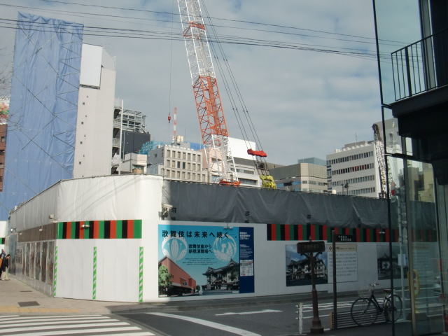イヤイヤ来てる若いコが_b0195849_18351582.jpg