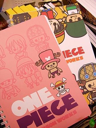 One Piece グッズ その１ おいしい駄菓子 雑貨のお店 ペンギンむら
