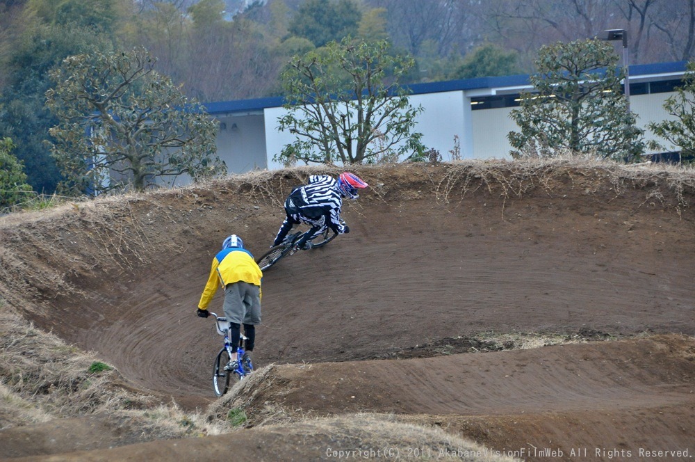 2011JOSF 緑山２月定期戦VOL11：ミドル、１４オーバー決勝　動画アリ_b0065730_0463650.jpg