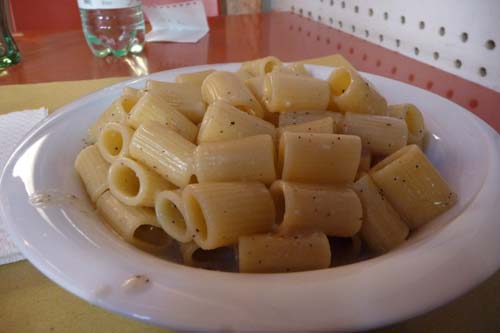 ローマ便り_f0106597_5375294.jpg