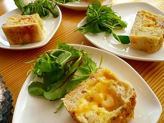 2月25日（金）　作って見たかった、あのパン！_d0138307_1364712.jpg
