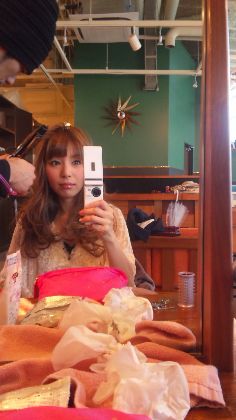 ヘアーメイク中_f0222136_19215261.jpg