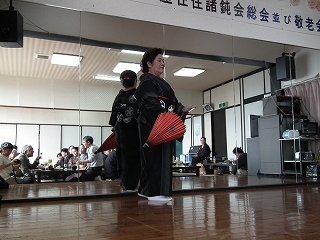 「古仁屋在住諸鈍会 総会並びに敬老会」に行ってきた。_e0028387_1218539.jpg