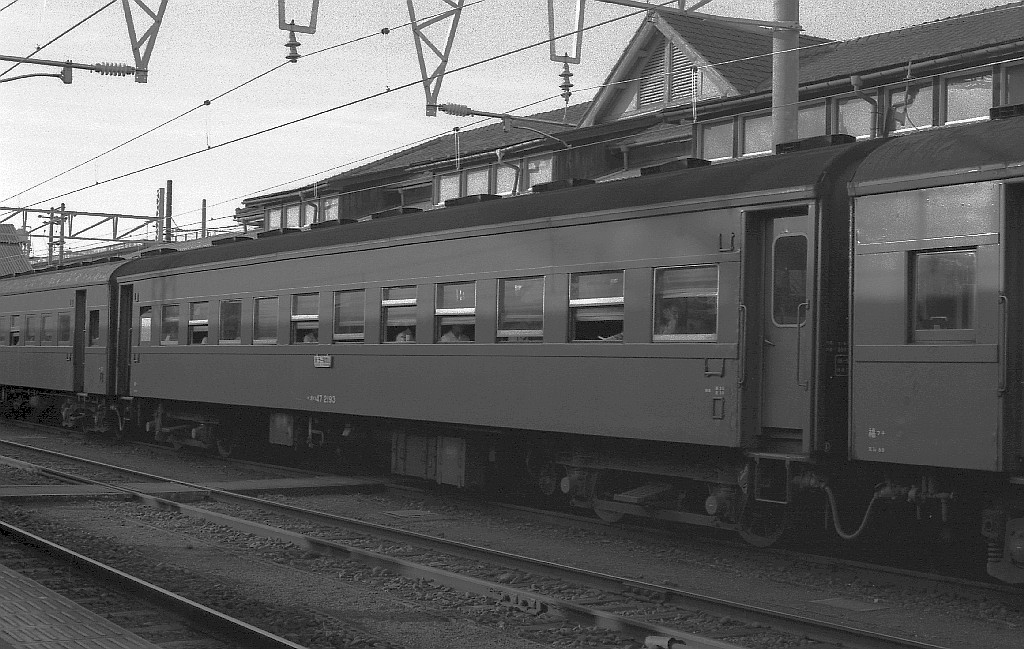 オハ47 2193_f0203926_23122098.jpg