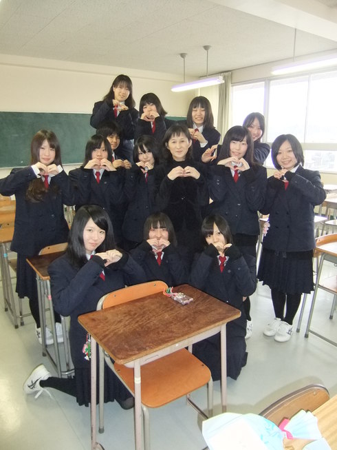 三代目ぜんざい娘 卒業 島根県立出雲商業高校経済調査部 三代目ぜんざい娘 卒業 島根県立出雲商業高校経済調査部