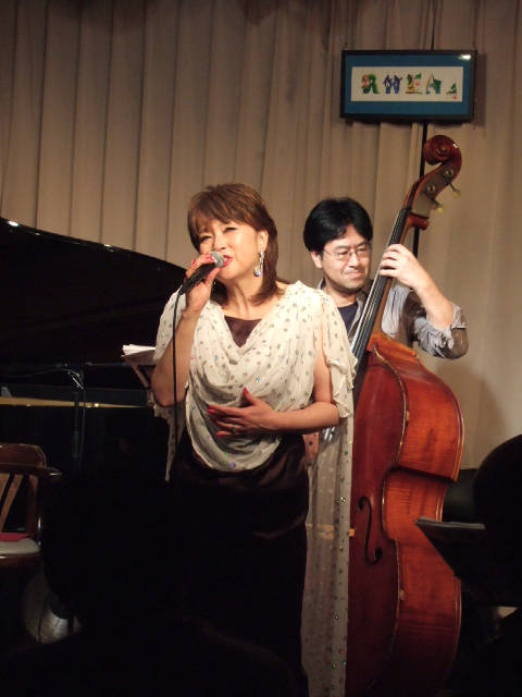 c0229062_1339587.jpg