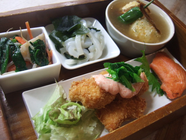 今月のいろどり野菜プレート_c0128487_23491150.jpg