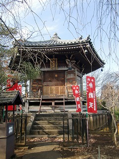 弁天堂と羅漢堂(不動寺⑤ 大奥ゆかりの寺)_c0187004_20392774.jpg
