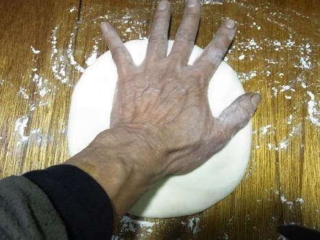 「ノブヒェン窯」を作って「ノブヒェン」を焼く。_e0182134_021011.jpg