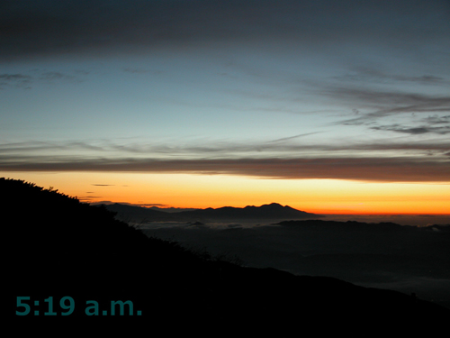 浅間山・幻想的な朝、２００３年１０月_f0054739_8121970.jpg