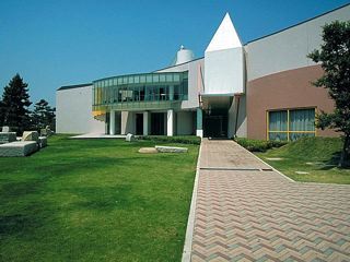 330 芦屋市立美術博物館の学芸員一斉退職 中川洋典のえかきむし日記