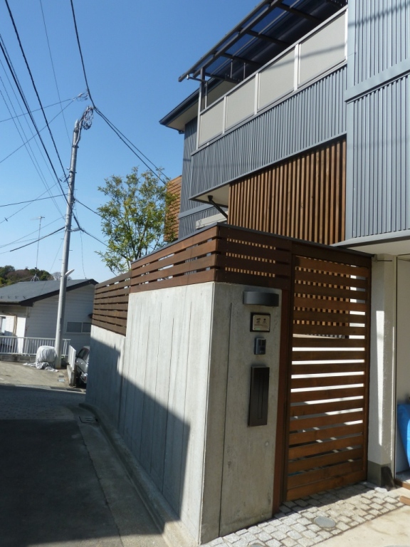 玄関周り完成です☆_c0152341_18331111.jpg