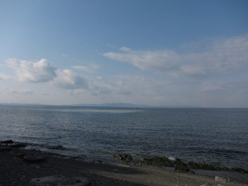 視界の通る素晴らしい紀伊水道の海景色を眺めながら和歌山へ－ブロンプトンで行く堺～加太（後編）_e0138081_16502356.jpg