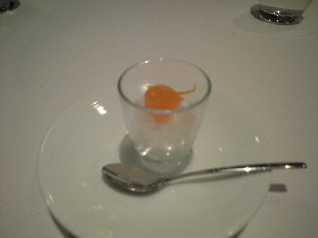 Unisson des Cours と Cuisine Francaise Tetsuya Ishihara –モダンなフレンチを-_a0194908_16111635.jpg