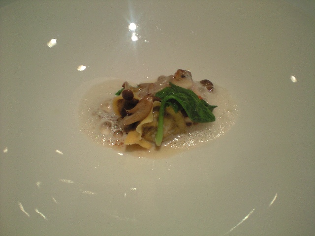Unisson des Cours と Cuisine Francaise Tetsuya Ishihara –モダンなフレンチを-_a0194908_1691519.jpg