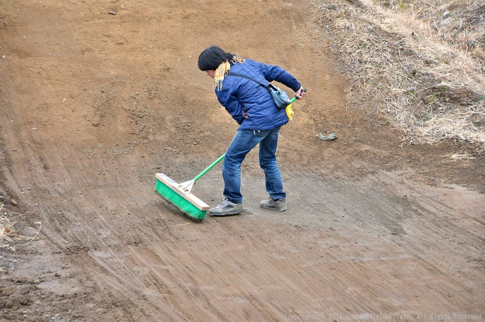 2011JOSF 緑山2月定期戦VOL19:コース外の風景_b0065730_2135367.jpg