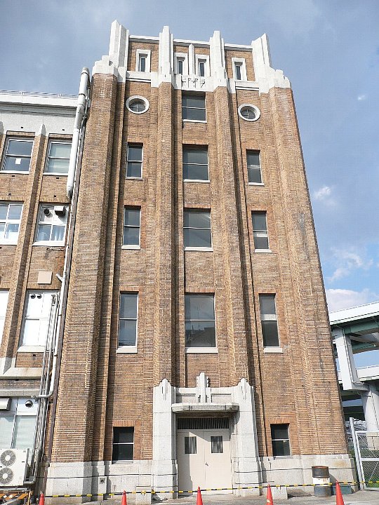 神戸旧国立生糸検査所 : レトロな建物を訪ねて 神戸旧国立生糸検査所 : レトロな建物を訪ねて