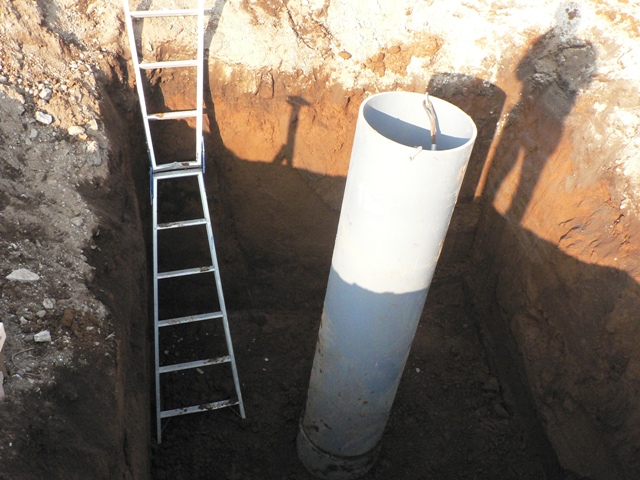 建物のベランダ下の既設井戸を使用可能にしました。_b0170161_17331321.jpg