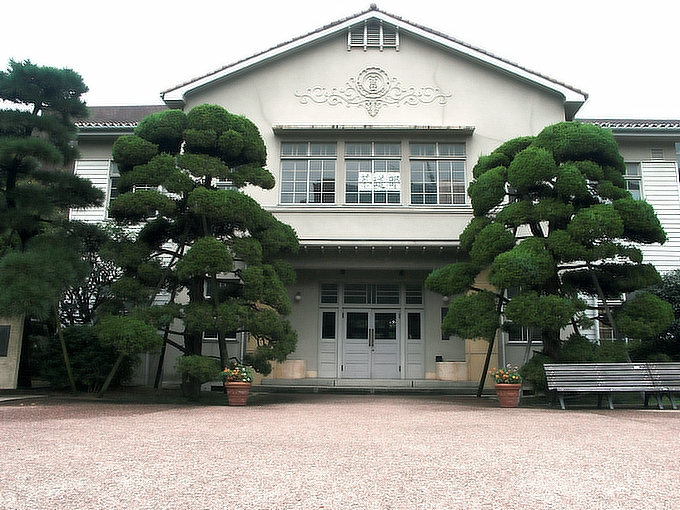 旧武庫川高等女学校本館（武庫川女子大記念館）_f0116479_21434534.jpg