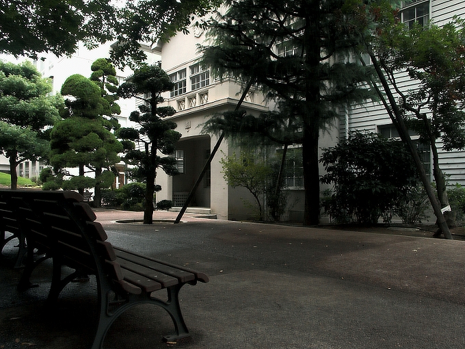 旧武庫川高等女学校本館（武庫川女子大記念館）_f0116479_2322917.jpg