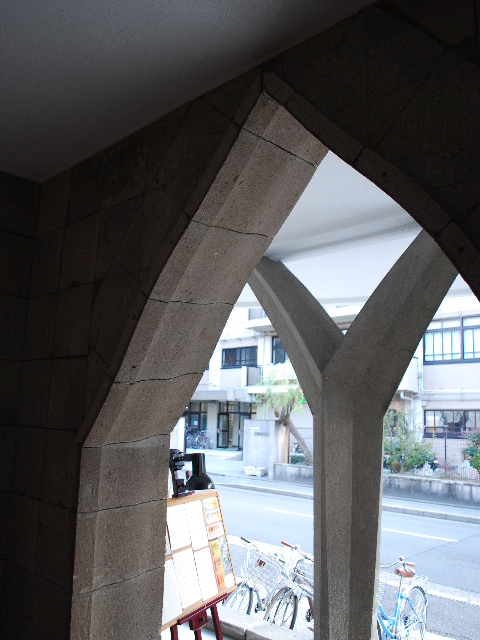 京都大学・楽友会館(大正モダン建築探訪)_f0142606_828264.jpg