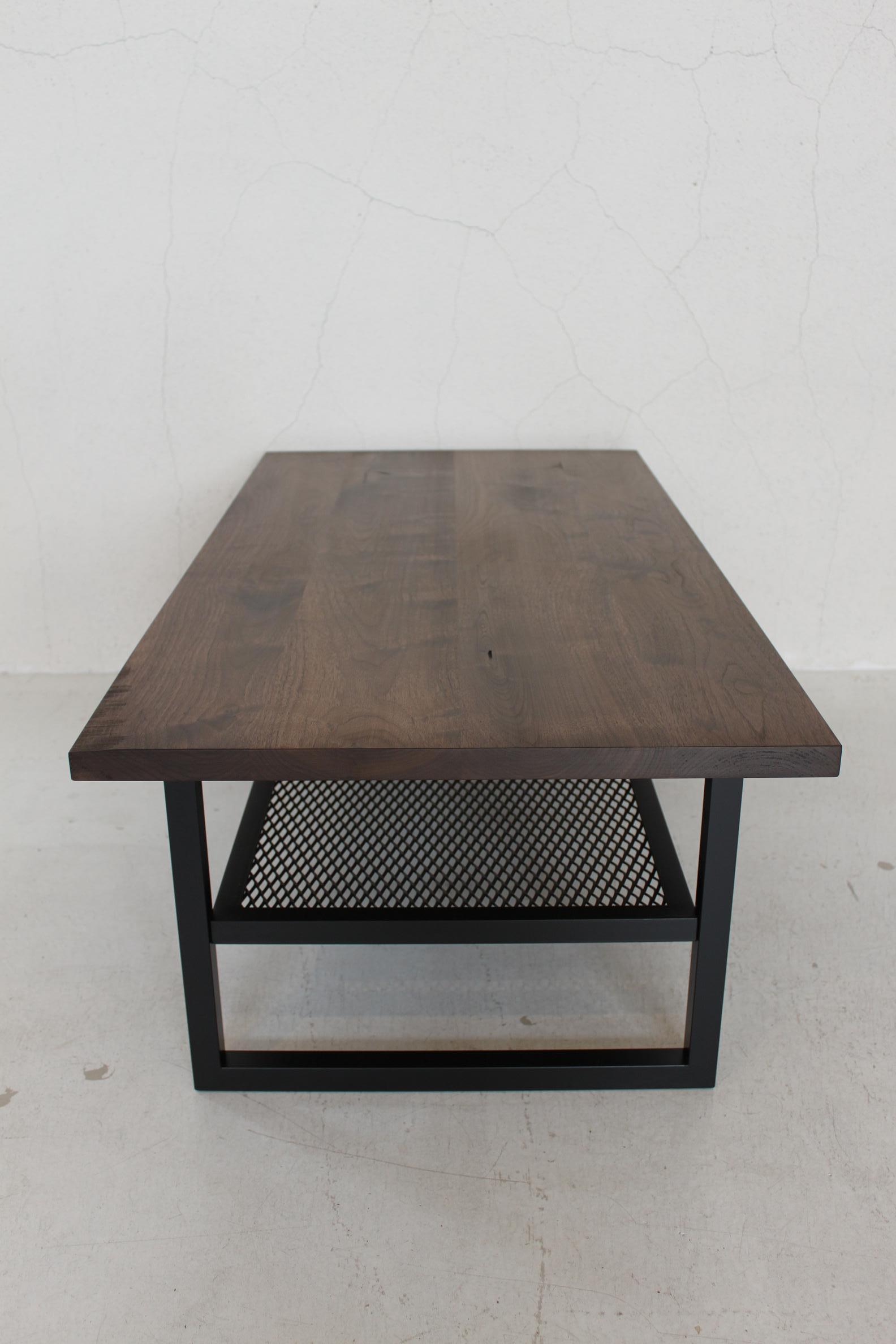EX LOW TABLE_c0146581_10144974.jpg