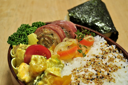 豚肉ロールのお弁当_b0171098_8405686.jpg