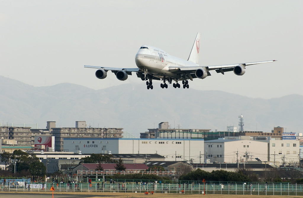 思い出の JAL ジャンボ＠伊丹空港 2006.3_f0169811_21353511.jpg