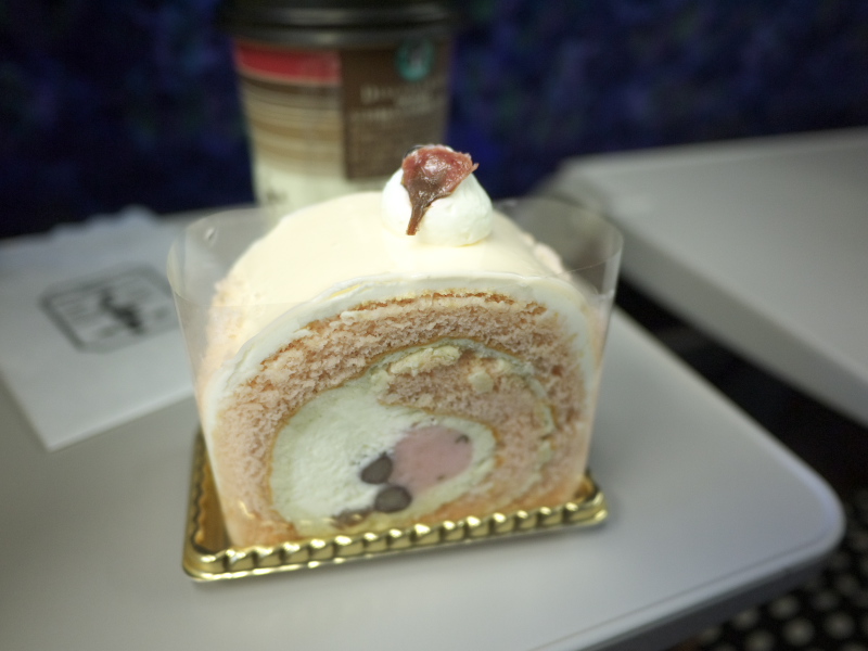 電車でケーキ 湘南クリエイティブ ガトー 葦 ルミネ藤沢店 海辺でひとりごと