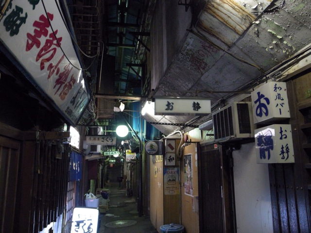 腹一杯鳥を食うといったらここか_d0057843_16234650.jpg