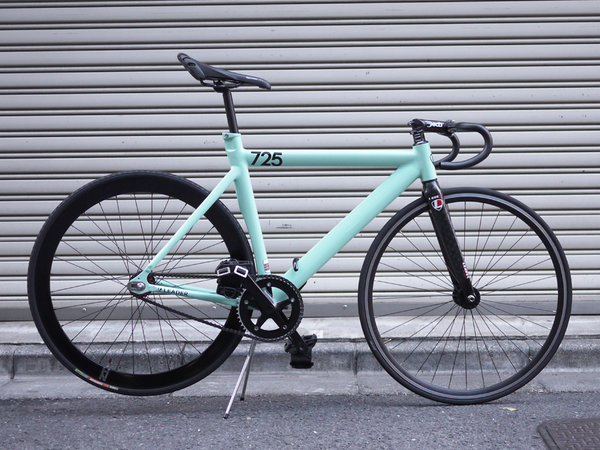 LEADER 725 TR 2011』 : Immigrant Cycle Garage LEADER 725 TR 2011』 : Immigrant Cycle Garage