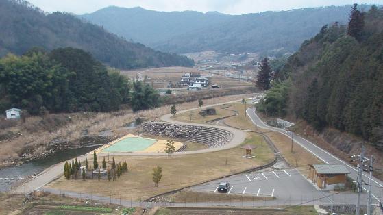 総出店・出演数 100オーバーか!_b0177130_13165094.jpg