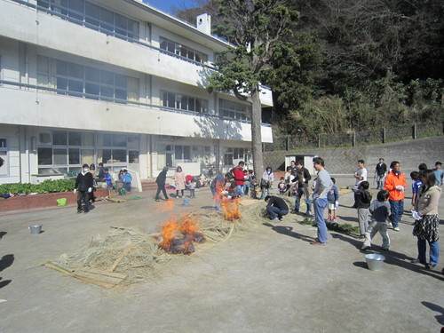 焼き芋_f0045052_1151539.jpg